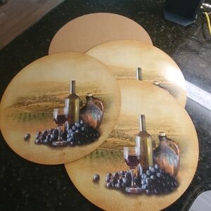 Wine and Grapes Round Cork Placemats